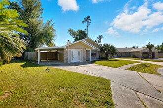 2107 Geralo Ln in Lynn Haven, FL - Building Photo - Building Photo