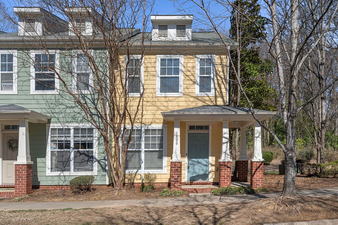 1620 Lela Avenue in Charlotte, NC - Foto de edificio