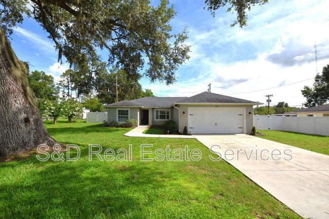 property at 1324 Auburn St