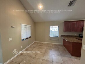 3915 Penrod Ln in Valrico, FL - Foto de edificio - Building Photo