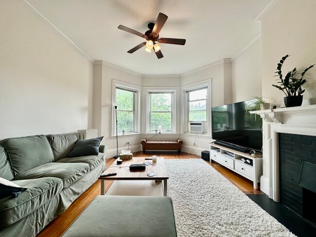 1683 Beacon St, Unit 2