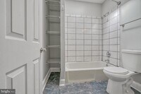 1915 E 29th St photo'