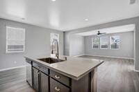 5405 Mossy Stone Way in Rancho Cordova, CA - Foto de edificio - Building Photo