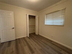 8985 SW 21st Terrace in Miami, FL - Building Photo - Building Photo