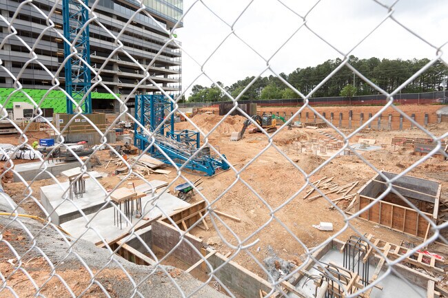 Tower 4 in Raleigh, NC - Building Photo - Building Photo