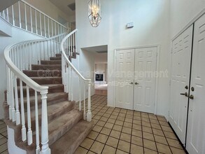 284 Preakness Ln in Vallejo, CA - Building Photo - Building Photo