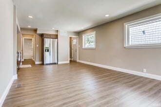 2161 Washington Ave in Evansville, IN - Building Photo - Building Photo