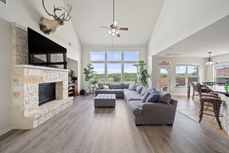 1581 Grassy Field Rd in Austin, TX - Building Photo - Building Photo