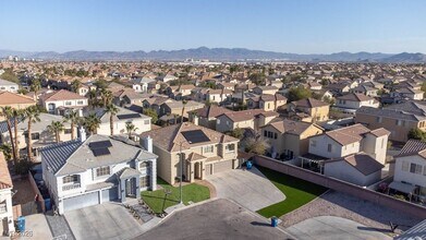 7898 Spindrift Cove St in Las Vegas, NV - Building Photo - Building Photo