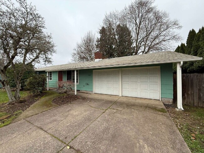 2485 York St in Eugene, OR - Building Photo - Building Photo