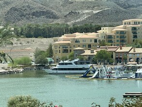 6 Corte Vita in Henderson, NV - Foto de edificio - Building Photo