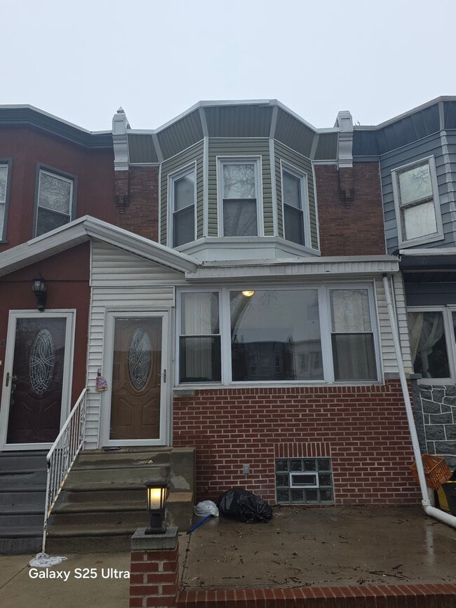 property at 6032 Walnut St