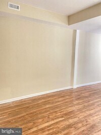 538 N Pulaski St photo'