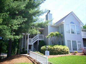 671 Balfour Rd in Winston-Salem, NC - Building Photo