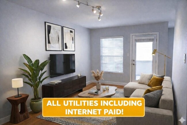 property at 2020 S Congress Ave