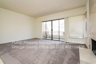 3221 Francois Dr in Huntington Beach, CA - Building Photo - Building Photo