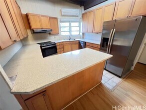 2161 Manoa Rd in Honolulu, HI - Building Photo - Building Photo