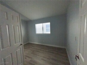 9553 World Cup Dr in Las Vegas, NV - Building Photo - Building Photo