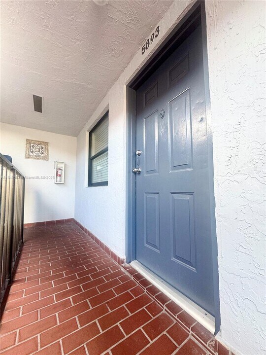 5883 W 26th Ave in Hialeah, FL - Building Photo