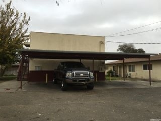 600 S Soderquist Rd in Turlock, CA - Foto de edificio