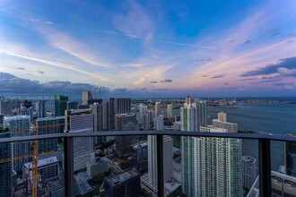 1000 Brickell Plaza in Miami, FL - Building Photo - Building Photo