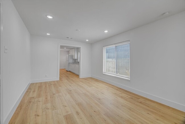 property at 1212 E 32nd St