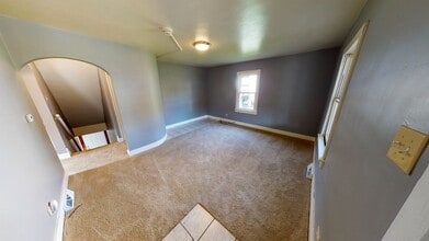 306 Kenneth St in Greensburg, PA - Building Photo - Building Photo