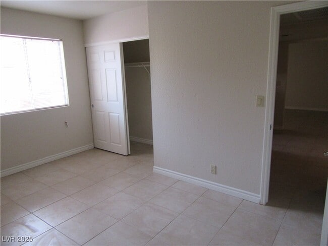 property at 4954 River Glen Dr