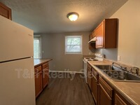 2702 Fairhaven Dr photo'