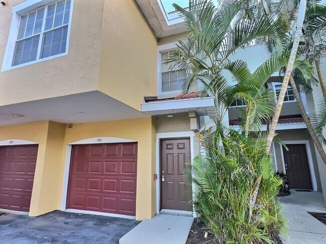 4751 Travini Cir in Sarasota, FL - Building Photo - Building Photo