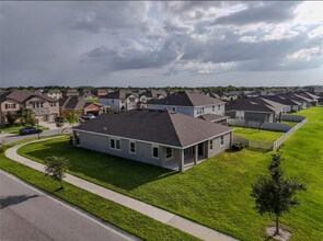 11818 Tetrafin Dr in Riverview, FL - Building Photo - Building Photo