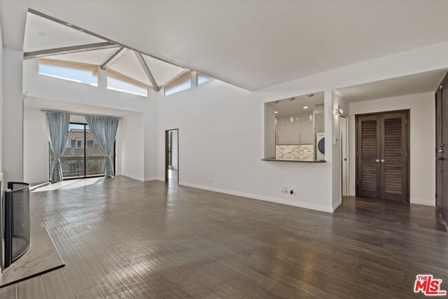 property at 2175 S Beverly Glen Blvd