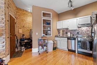 609 S 9th St in Minneapolis, MN - Foto de edificio - Building Photo