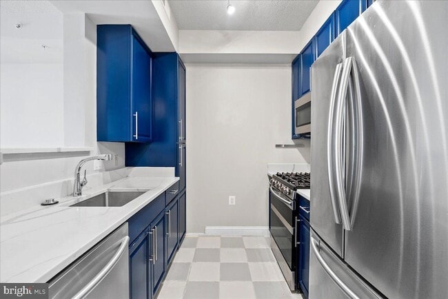 11760 Sunrise Valley Dr, Unit 909 in Reston, VA - Building Photo - Building Photo