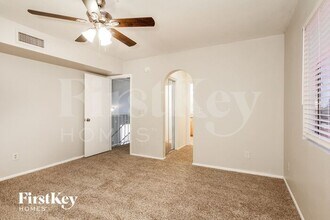 6740 W Shangri La Rd in Peoria, AZ - Building Photo - Building Photo