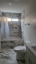 3236 W 59th St in Los Angeles, CA - Building Photo - Building Photo