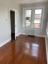 1170 E 43rd St in Brooklyn, NY - Foto de edificio - Building Photo