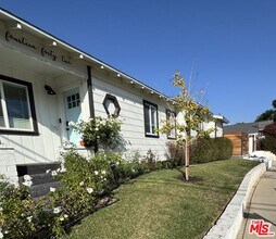 1442 Ellsmere Ave in Los Angeles, CA - Building Photo - Building Photo