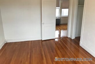 1171 Boylston St, Unit 35 in Boston, MA - Building Photo - Building Photo