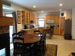15014 Valley View Pl in Savage, MN - Building Photo - Building Photo