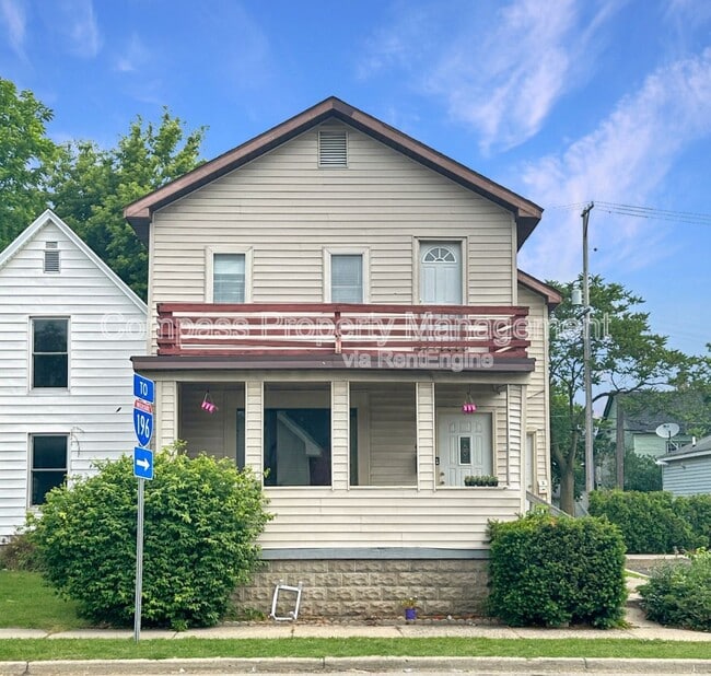 property at 951 Bridge St NW