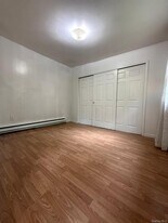 60 Creek Run Rd in Newburgh, NY - Building Photo