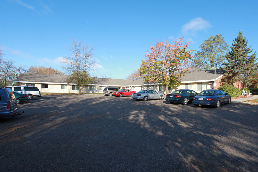 Woodview Apartments in Ellsworth, WI - Building Photo