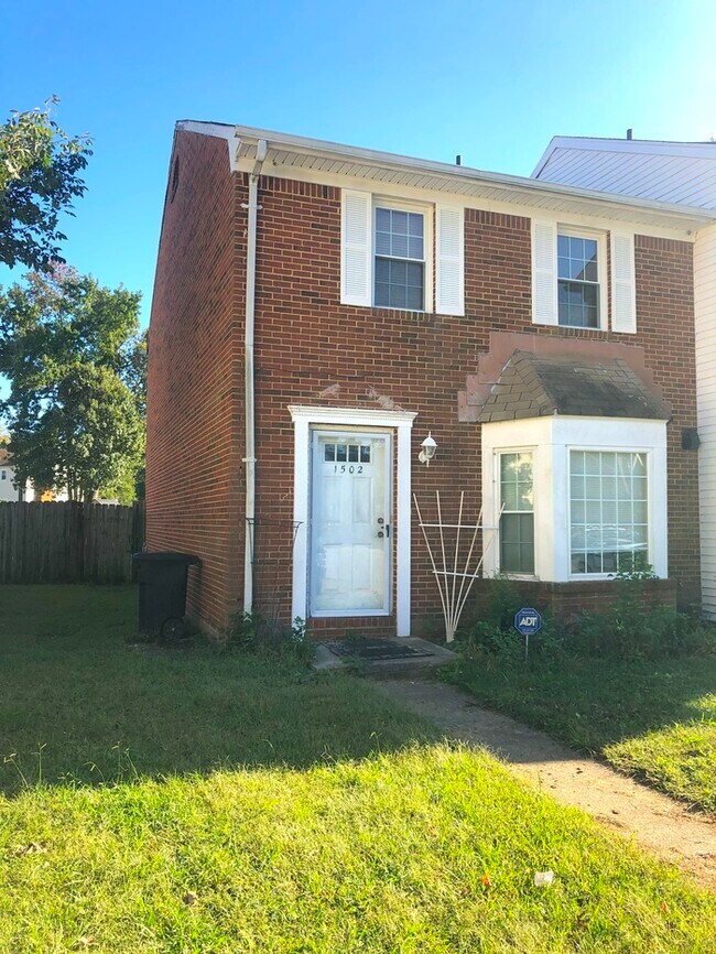 1502 Antler Cir in Virginia Beach, VA - Building Photo - Building Photo