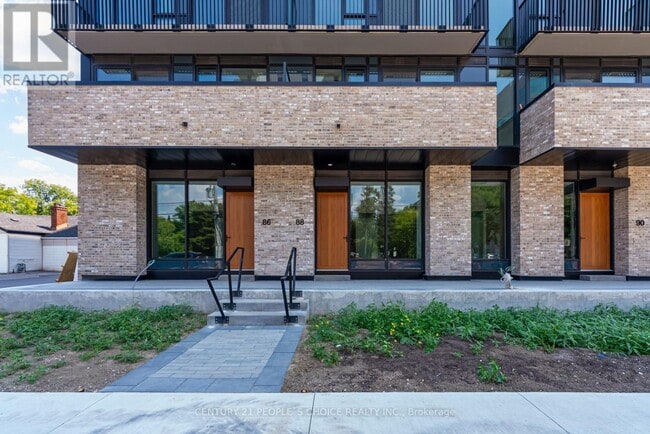 88 Agnes St in Mississauga, ON - Building Photo - Building Photo