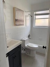 1101 SW 30th St in Fort Lauderdale, FL - Building Photo - Building Photo