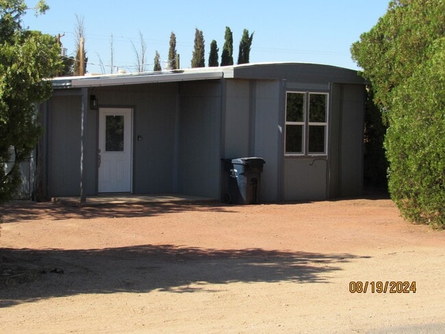 3102 Devlin Ave in Kingman, AZ - Building Photo - Building Photo