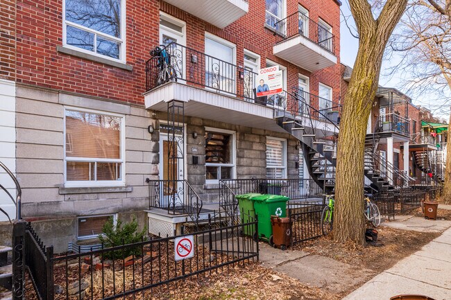 5806-5810 Des Érables Av in Montréal, QC - Building Photo - Building Photo