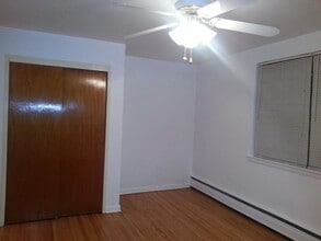 206 Furley St in Philadelphia, PA - Building Photo - Building Photo