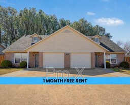 3403 SW Victoria Pl in Bentonville, AR - Building Photo